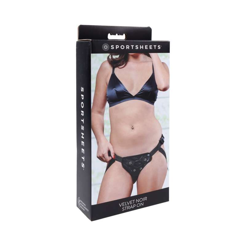 SS Velvet Noir Strap On