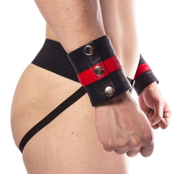 Prowler RED Leather Wrist Wallet Bk/Rd M