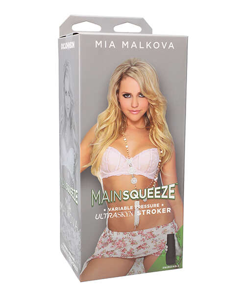 Main Squeeze Pussy Masturbator - Mia Malkova